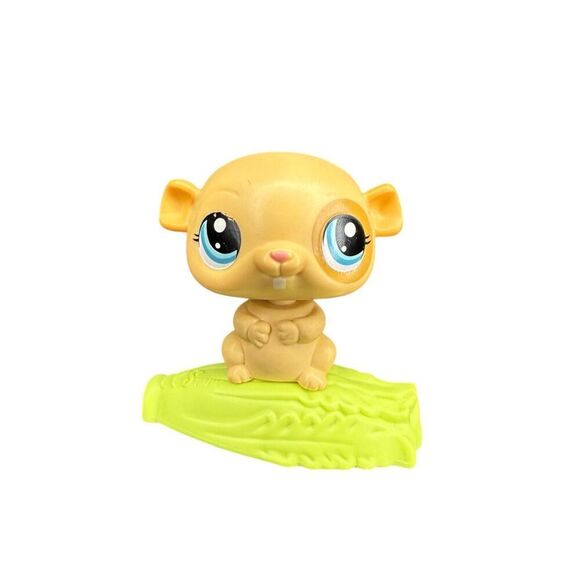 McDonald’s Littlest Pet Shop Giraffe & Hamster Collectible Toys 2010 - Picture 2 of 6